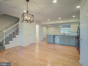 5210 Maris Ave in Alexandria, VA - Building Photo - Building Photo
