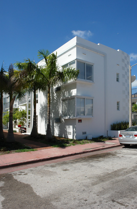 320-328 80th St in Miami Beach, FL - Building Photo