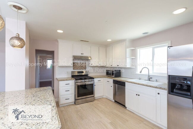 property at 815 Whaley St