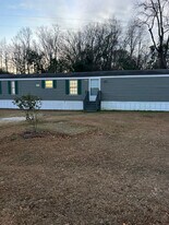 3628 Bass Ln in Timmonsville, SC - Building Photo
