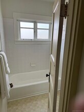 1305 9th St in Coronado, CA - Building Photo - Building Photo