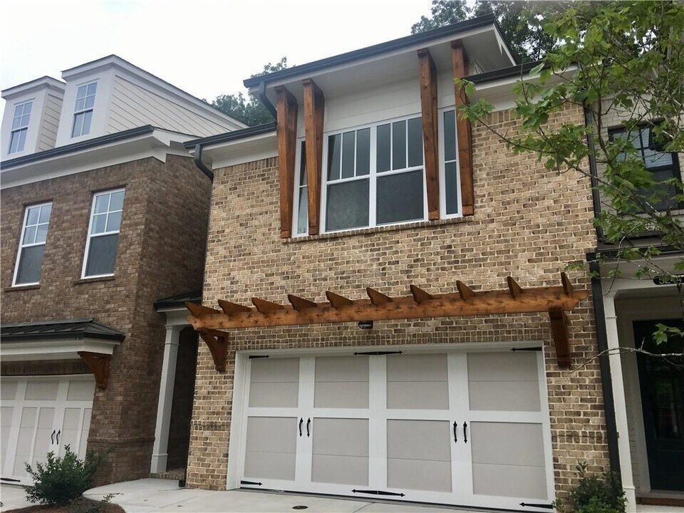 5240 Cresslyn Rdg in Alpharetta, GA - Building Photo