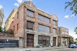 527 St Joseph St in New Orleans, LA - Building Photo - Building Photo
