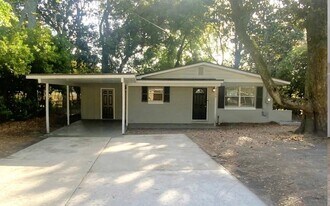 4546 Lane Ave S in Jacksonville, FL - Building Photo
