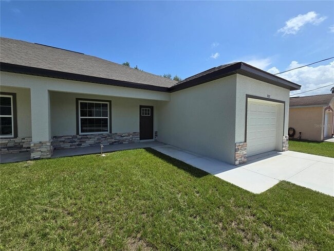 7437 Mead Dr in Spring Hill, FL - Building Photo - Building Photo