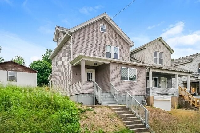 2413 Collins St in McKeesport, PA - Building Photo - Building Photo