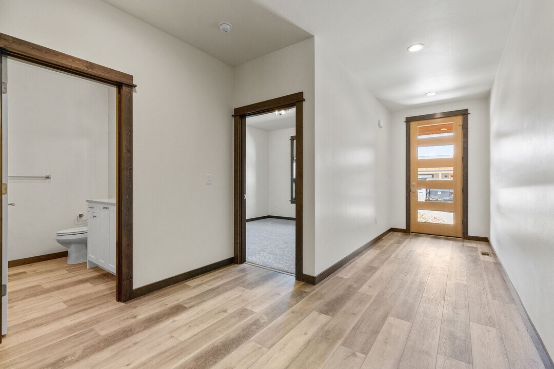 142 Albrey Trail in Bozeman, MT - Building Photo