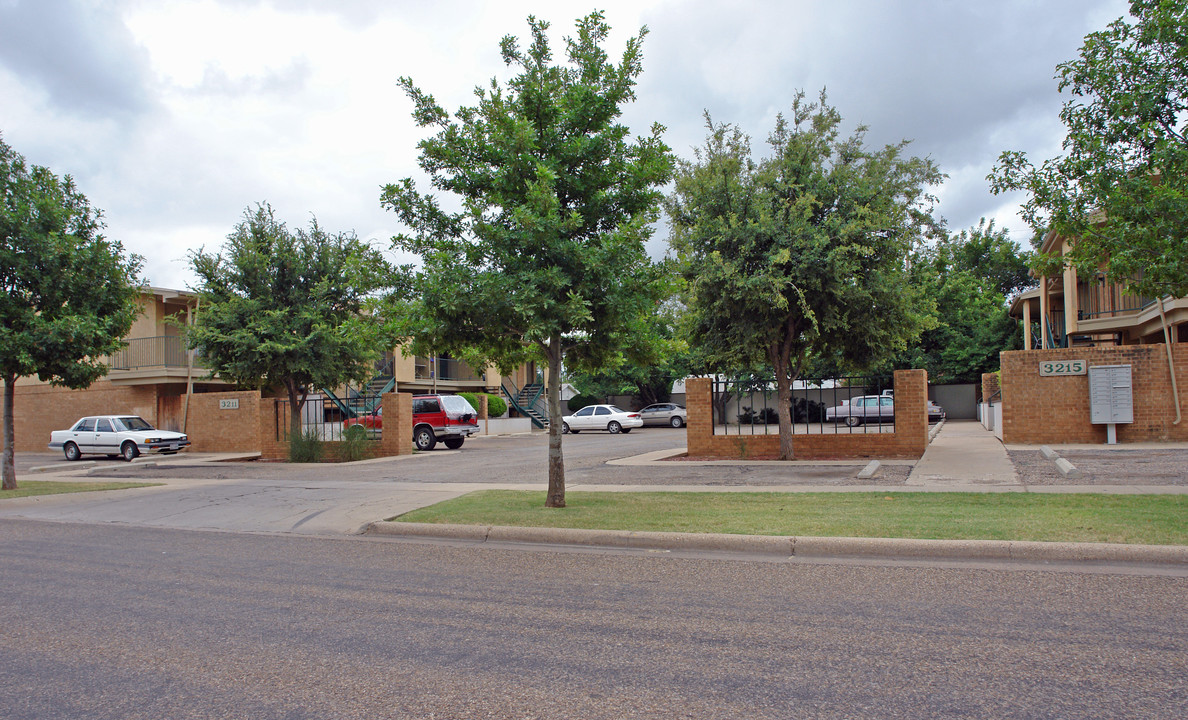 Sophie's Landing in Lubbock, TX - Building Photo