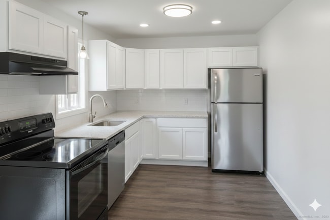 286 Newridge Ave, Unit 286