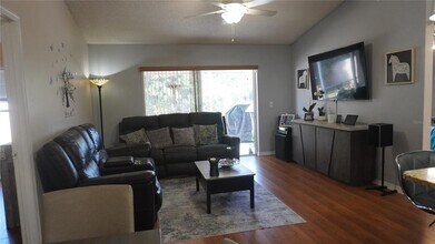 17109 Cypresswood Way in Clermont, FL - Building Photo - Building Photo