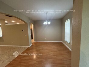 1613 Loriana St in Brandon, FL - Building Photo - Building Photo