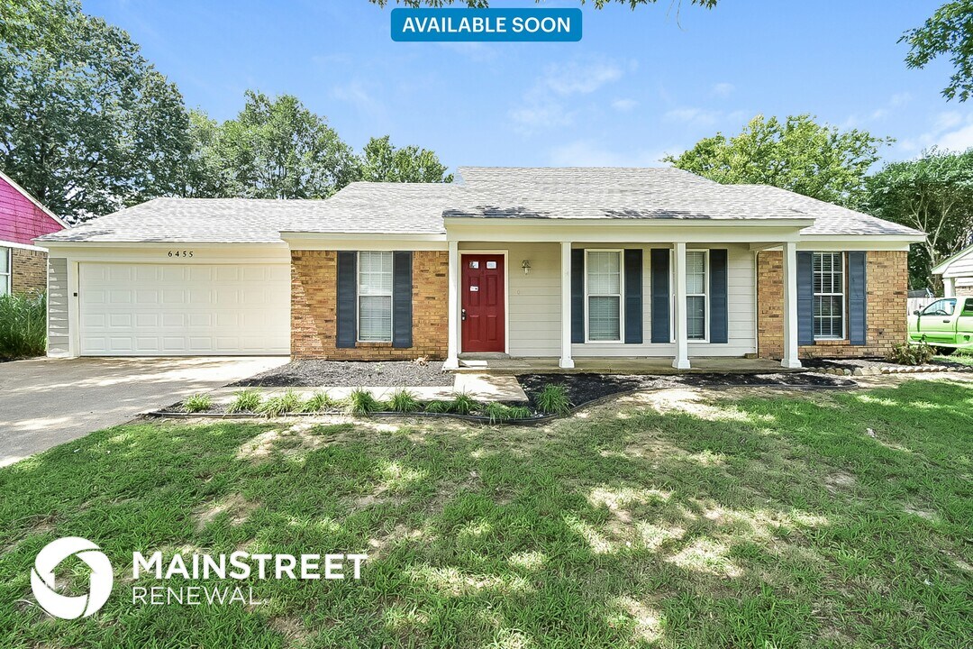 6455 Walnut Grove Rd in Horn Lake, MS - Building Photo