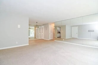 101 Oak Ln in Brockton, MA - Building Photo - Building Photo