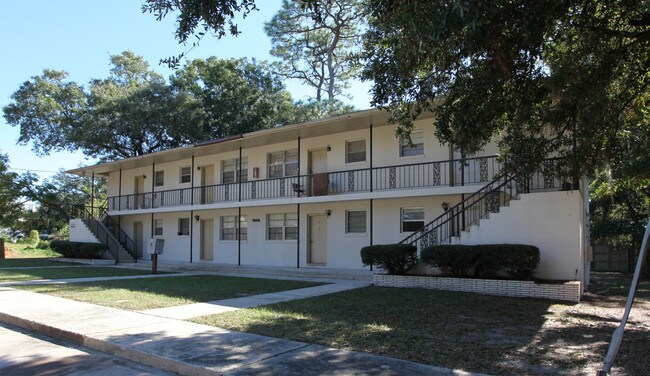 Matanzas Apartments in Jacksonville, FL - Building Photo - Building Photo