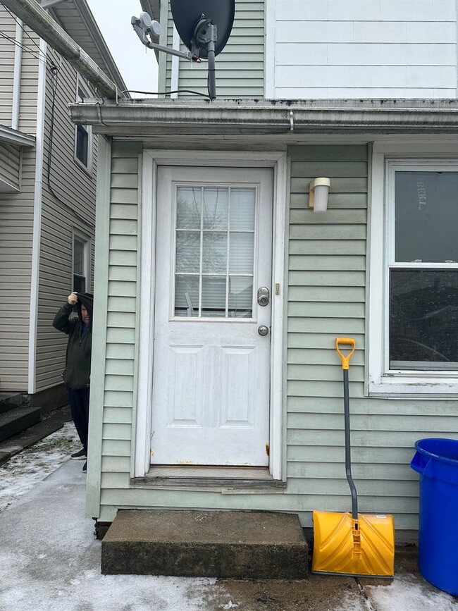 40 N Chestnut St in Palmyra, PA - Building Photo - Building Photo