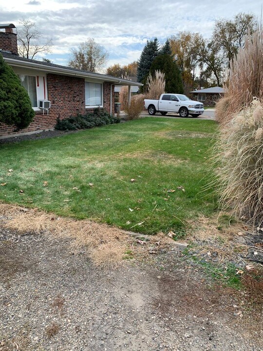 1008-1010 N Riviera Dr in Boise, ID - Building Photo