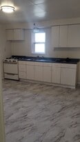 311 Highland Ave in Pitcairn, PA - Building Photo