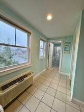 18 Ocean Blvd, Unit 9 in Hampton, NH - Building Photo - Building Photo