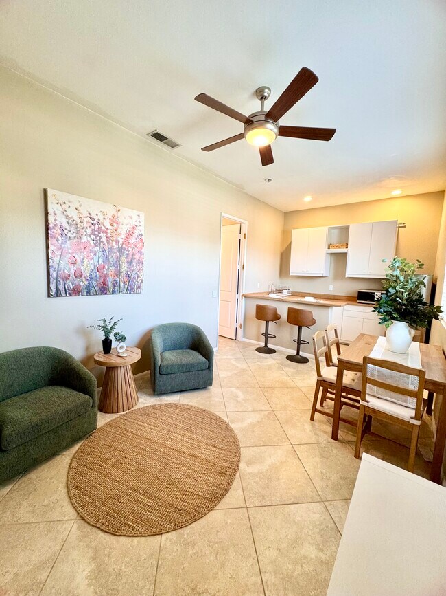 68390 Madrid Rd in Cathedral City, CA - Building Photo - Building Photo