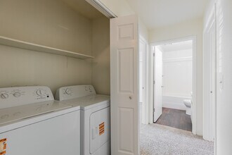 Bristol Woods in Gresham, OR - Foto de edificio - Interior Photo