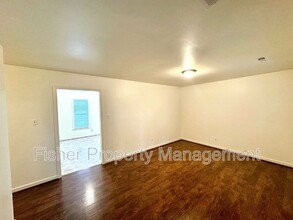 5248 Oakforest Dr in Chesterfield, VA - Building Photo - Building Photo