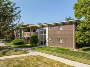 Amber Apartments in Royal Oak, MI - Building Photo - Building Photo