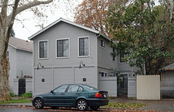 806 25th St in Sacramento, CA - Building Photo - Building Photo