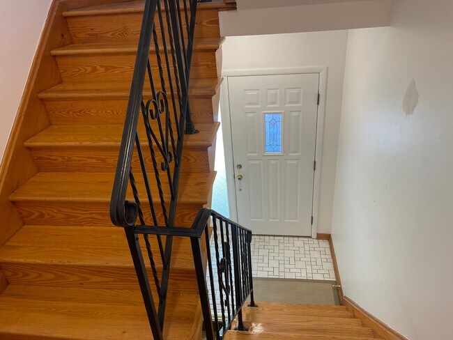 784 Harvard Pl in Cliffside Park, NJ - Building Photo - Building Photo