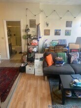 81 Essex St, Unit 36 in Boston, MA - Foto de edificio - Building Photo