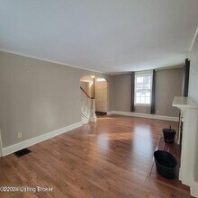 210 Arterburn Dr in Louisville, KY - Building Photo - Building Photo
