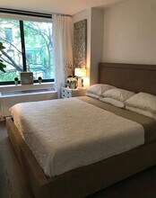 99 Battery Pl in New York, NY - Building Photo - Building Photo