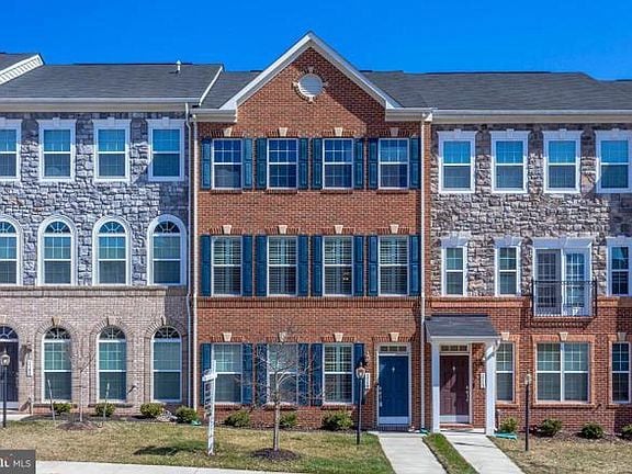 property at 1711 Taymount Terrace NE