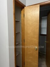 4126 Newcastle Dr in Sylvania, OH - Building Photo - Building Photo