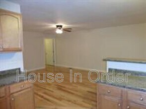 15 Howards Row Pl in Asheville, NC - Building Photo - Building Photo