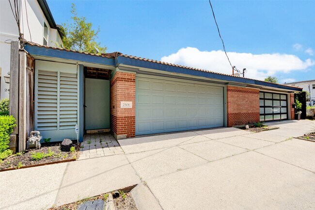 property at 2501 Driscoll St