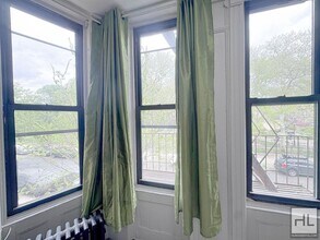 MACON STREET, Unit 2F in Brooklyn, NY - Foto de edificio - Building Photo