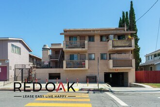 1542 Orizaba Ave in Long Beach, CA - Building Photo - Building Photo