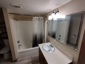 209 Harrison St in Walla Walla, WA - Foto de edificio - Building Photo