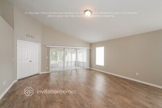 6718 Cambridge Park Dr in Apollo Beach, FL - Building Photo - Building Photo