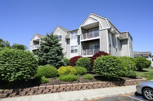 Canfield Mews in Randolph, NJ - Foto de edificio - Building Photo