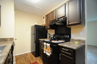 Twin Oaks Apartments photo'