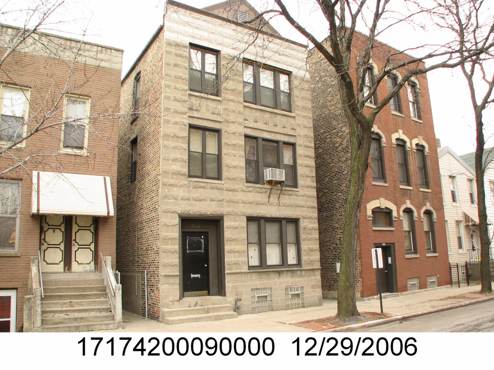 815 S Carpenter St in Chicago, IL - Building Photo