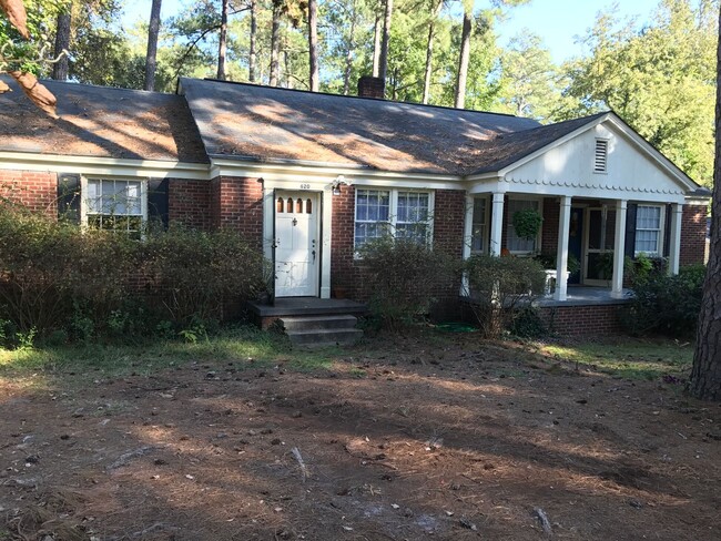 property at 620-622 Deerwood St