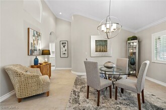 6605 Southfork Ct in Naples, FL - Building Photo - Building Photo