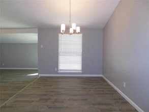 1524 Carnation Dr in Lewisville, TX - Building Photo - Building Photo