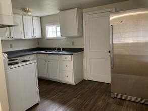 1130 Charnelton Alley in Eugene, OR - Building Photo - Building Photo