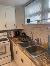 719 East Fremont Street, Unit APT #1 in Pocatello, ID - Foto de edificio - Building Photo