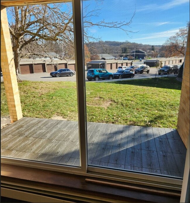 property at 358 Elton Hills Dr NW