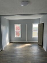49 Elder St, Unit 3 in Pawtucket, RI - Building Photo - Building Photo