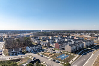 Retreat at One in Glen Allen, VA - Building Photo - Building Photo